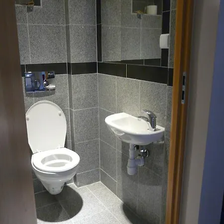 Хостел Lodzki Palacyk - Hostelowe