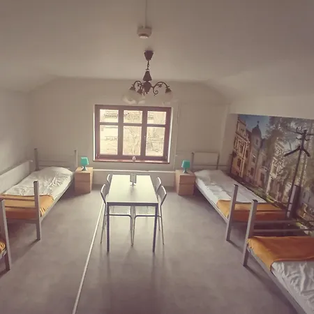 Lodzki Palacyk - Hostelowe * Лодзь