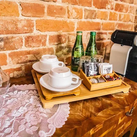 Lodzki Palacyk - Hostelowe *