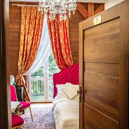 Lodzki Palacyk - Hostelowe Хостел Лодзь