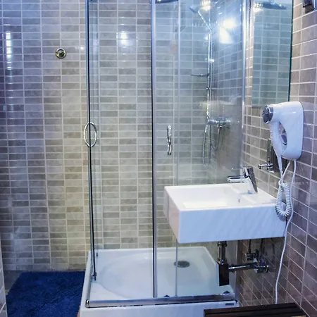 Lodzki Palacyk - Hostelowe Хостел Лодзь