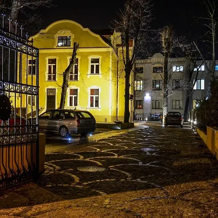 łódzki Pałacyk - Hostelowe Hostel *