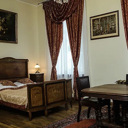 łódzki Pałacyk - Hostelowe Łódź
