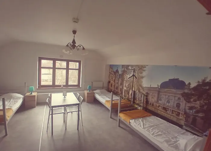 Albergue Lodzki Palacyk - Hostelowe