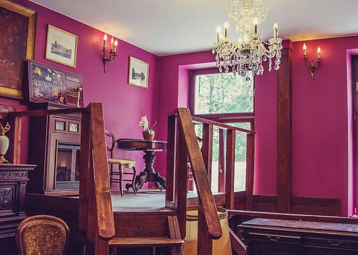 Lodzki Palacyk - Hostelowe