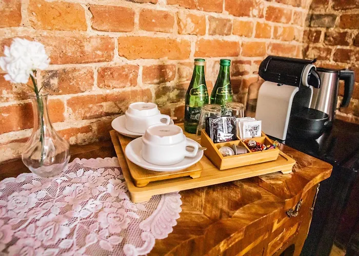 Lodzki Palacyk - Hostelowe *