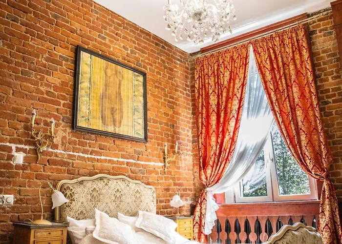 Lodzki Palacyk - Hostelowe *