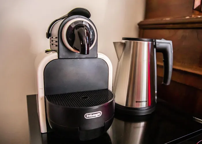 Lodzki Palacyk - Hostelowe 旅馆 罗兹