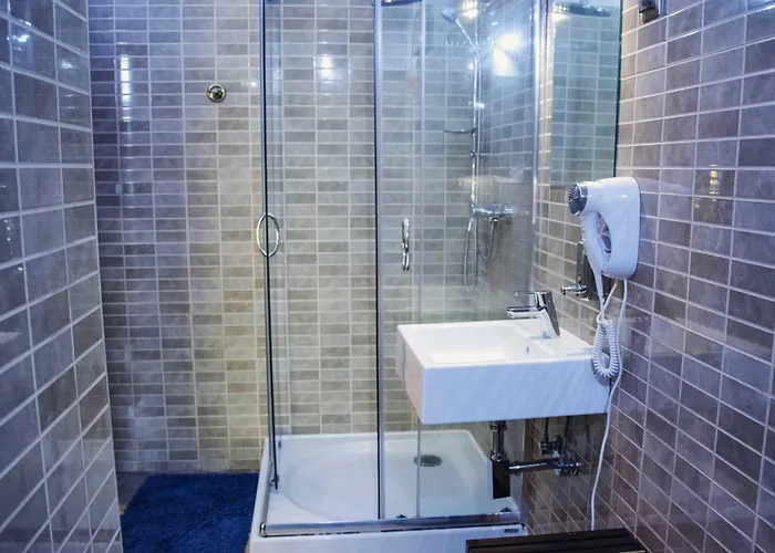 Lodzki Palacyk - Hostelowe بيت شباب وودج